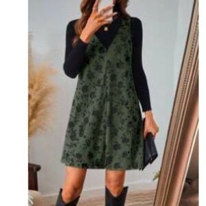 Women's printed corduroy black and Green Dress jumper